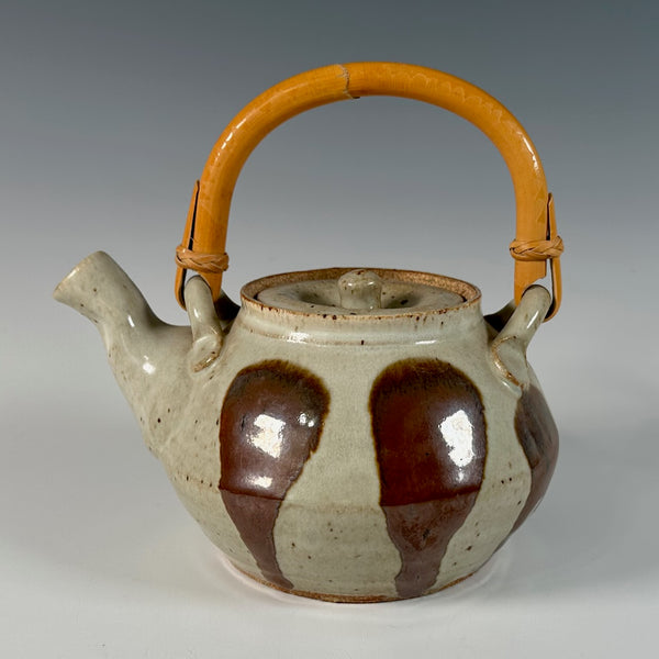 Warren MacKenzie teapot
