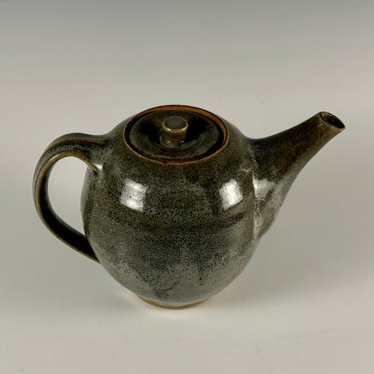 Alix & Warren MacKenzie teapot, c1950s