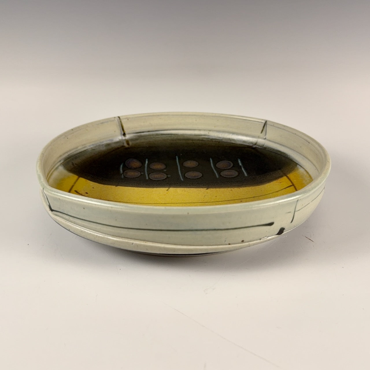 Delores Fortuna medium tray, 2 of 2