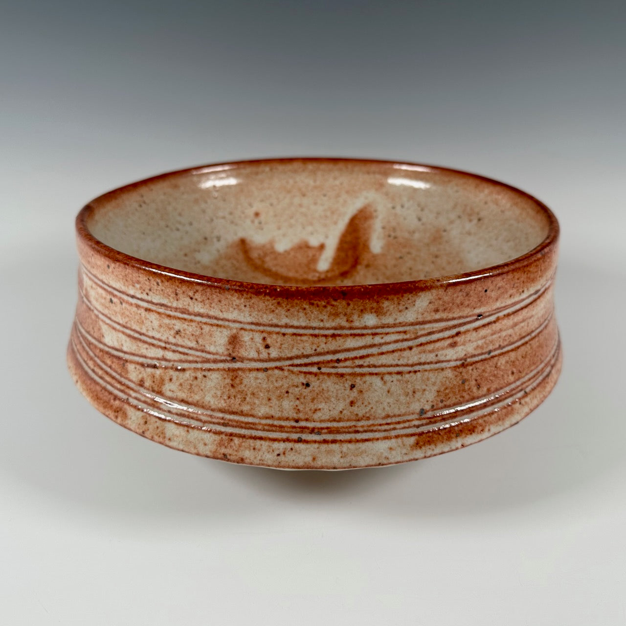 Warren MacKenzie drop rim bowl