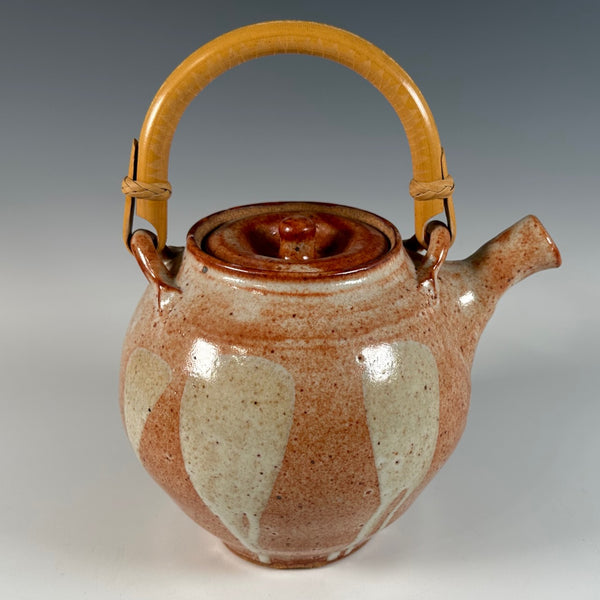 Warren MacKenzie teapot (large)