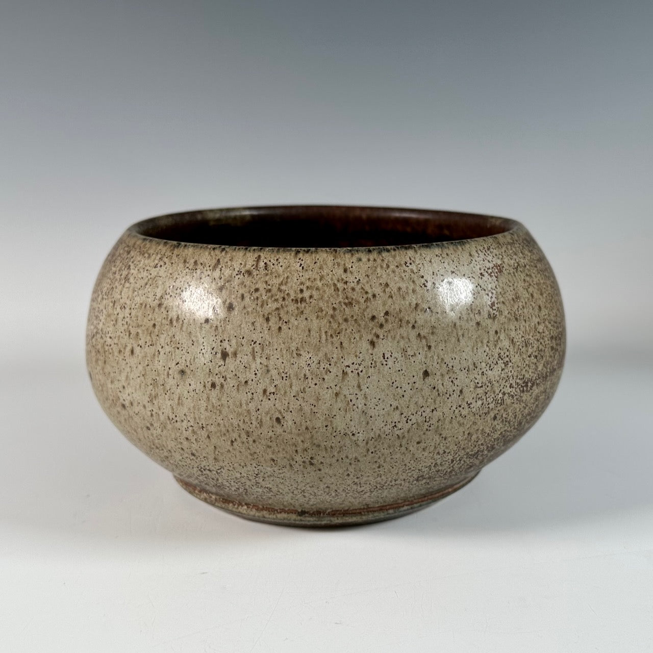 Jason Trebs medium bowl/planter
