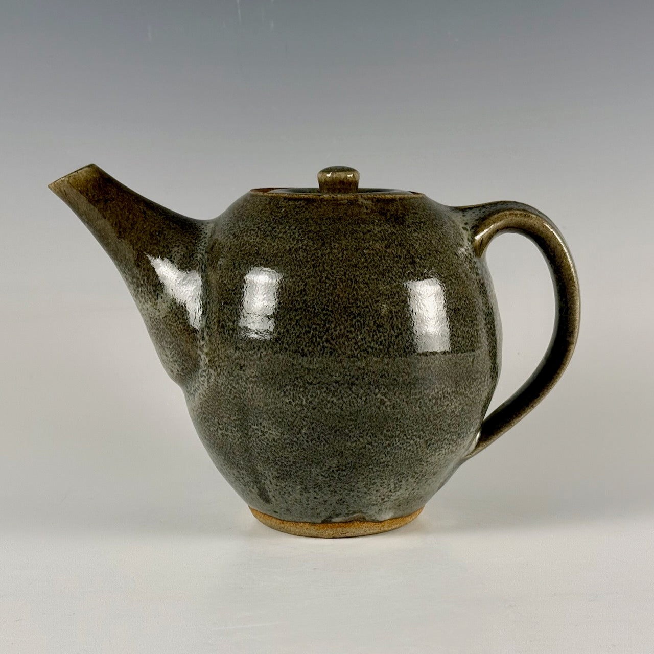 Alix & Warren MacKenzie teapot, c1950s