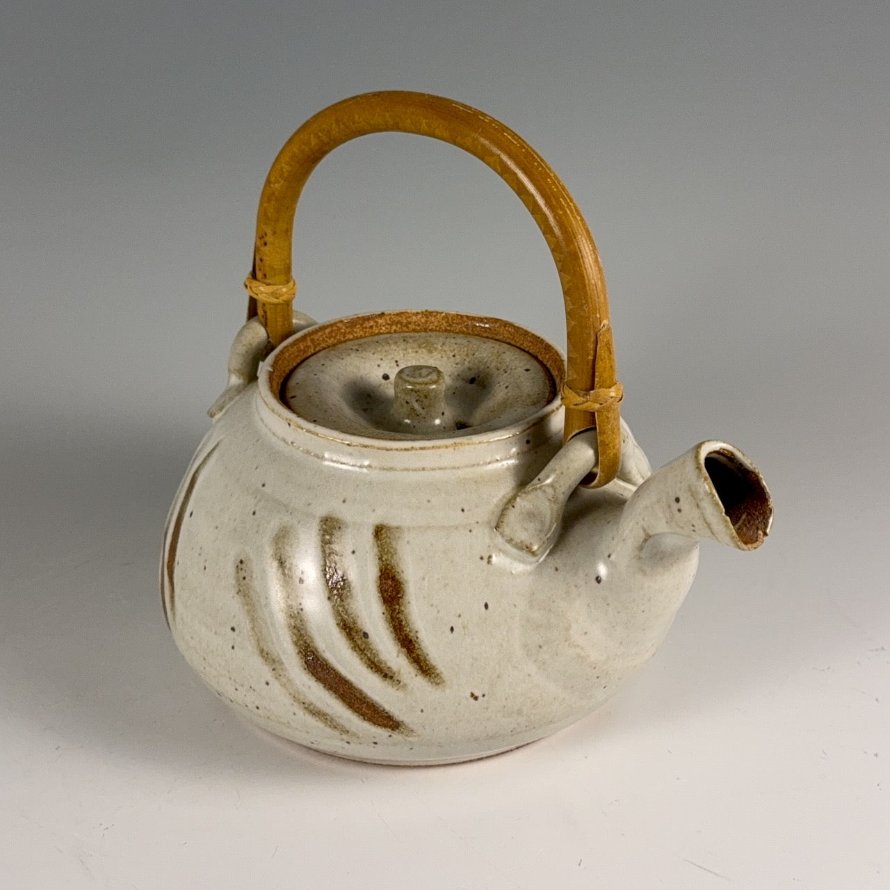 Warren MacKenzie teapot