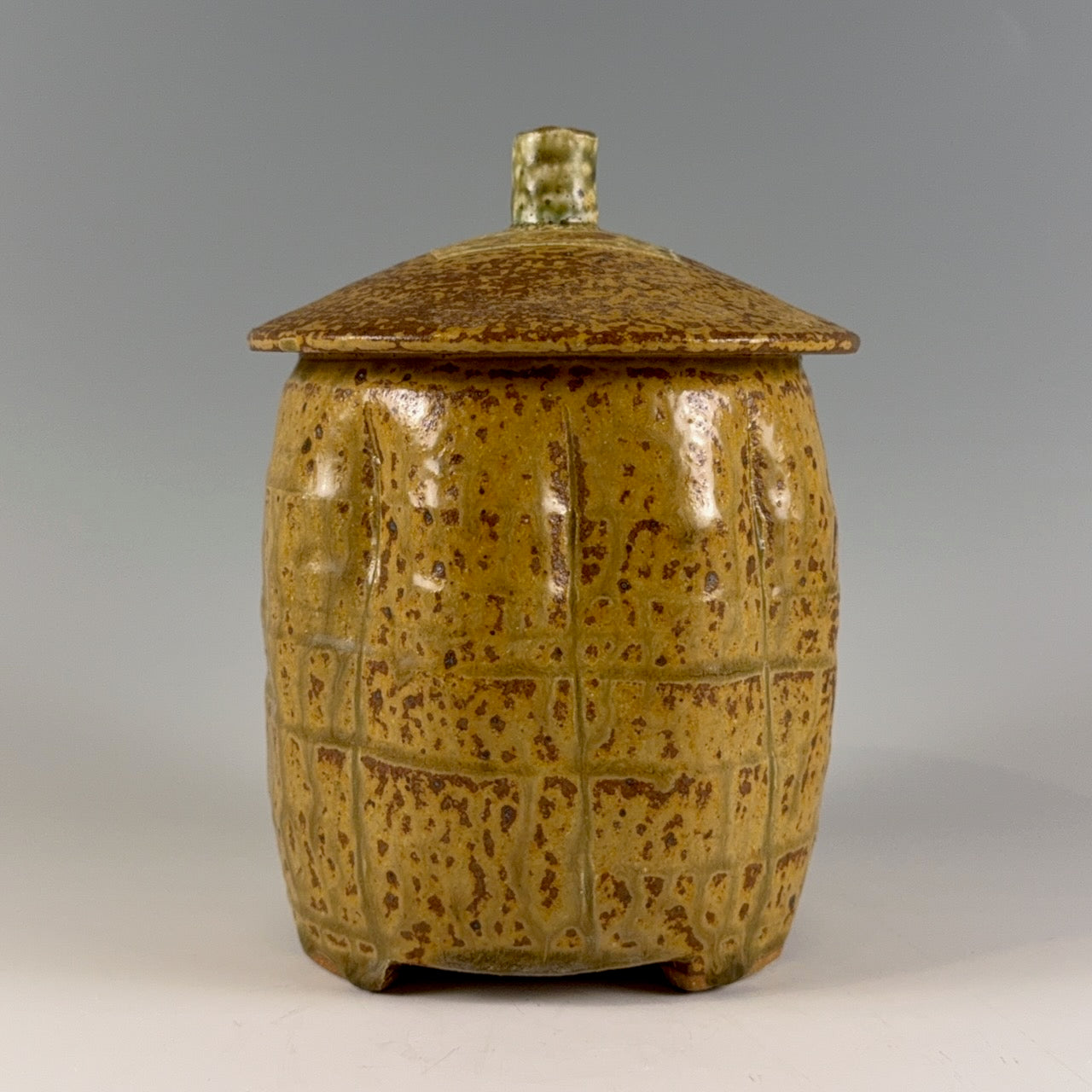 Robert Briscoe lidded jar
