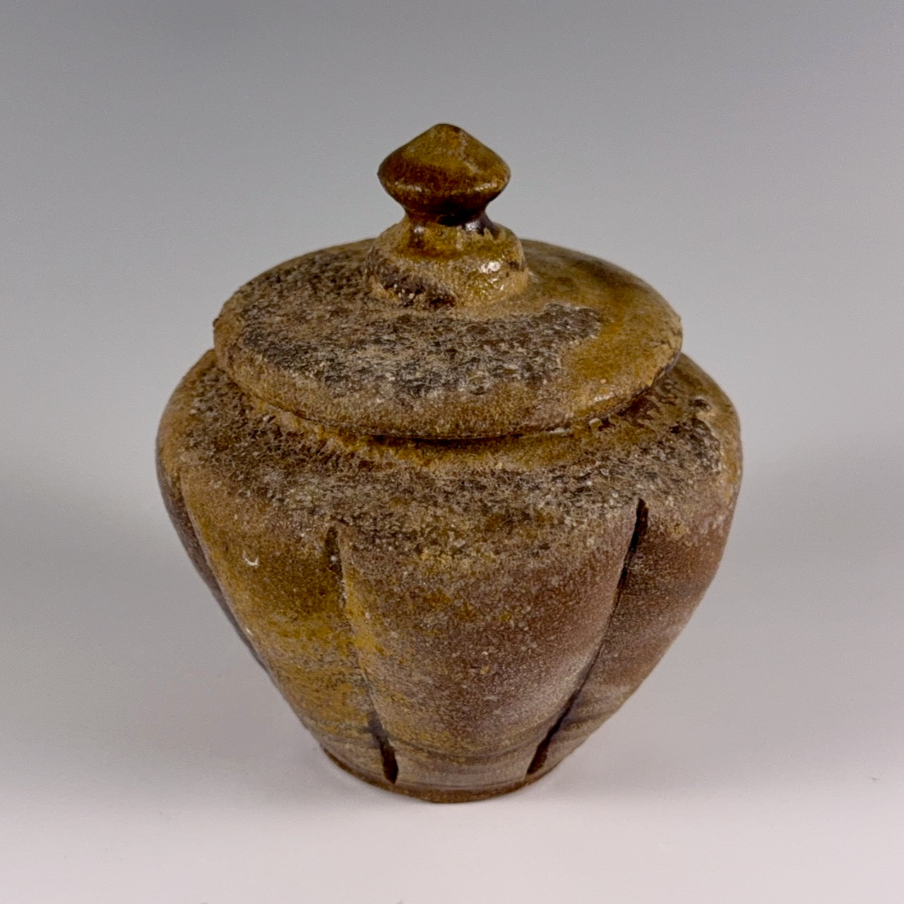 Richard Bresnahan lidded jar