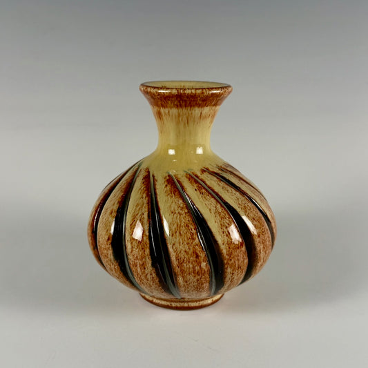 Peter Deneen, Pepin Farm Pottery, bud vase