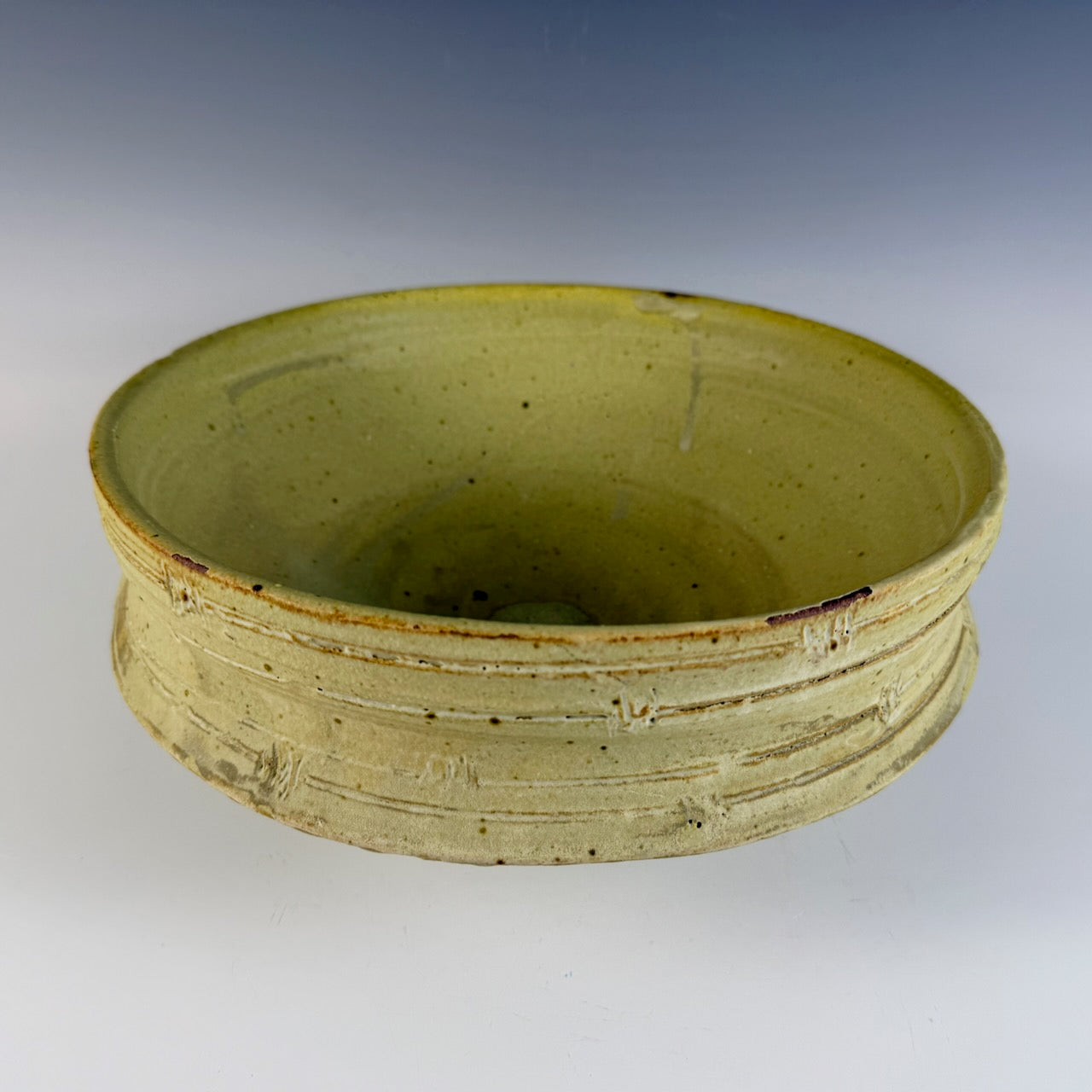 Warren MacKenzie drop rim bowl
