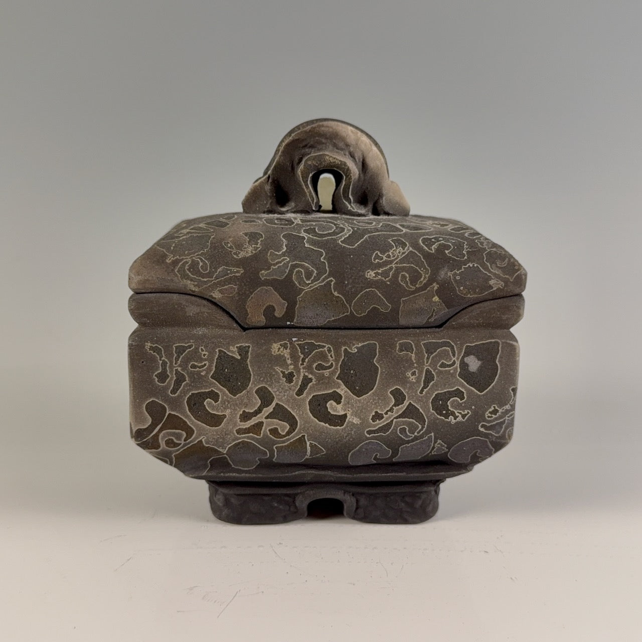 Scott Young lidded box