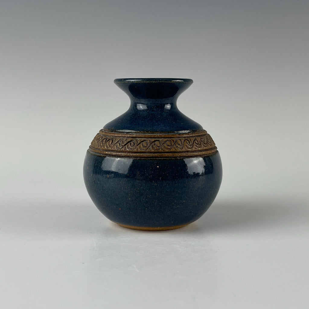 Joan English bud vase
